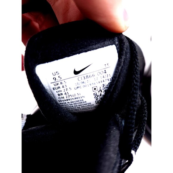 Nike Air Max 270 React Running Shoes Black White CI3866-004 Mens Size 9.5 main image 5